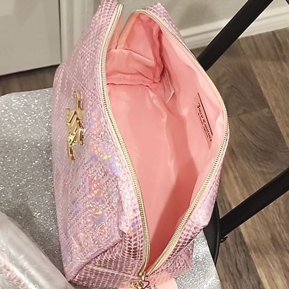 Juicy Couture JC Logo Vinyl Cosmetic Pouch - Picture 8 of 9